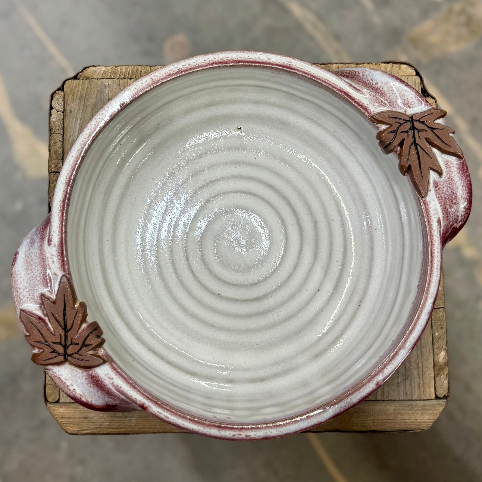 Leaf Casserole Extra Large {Cranberry}