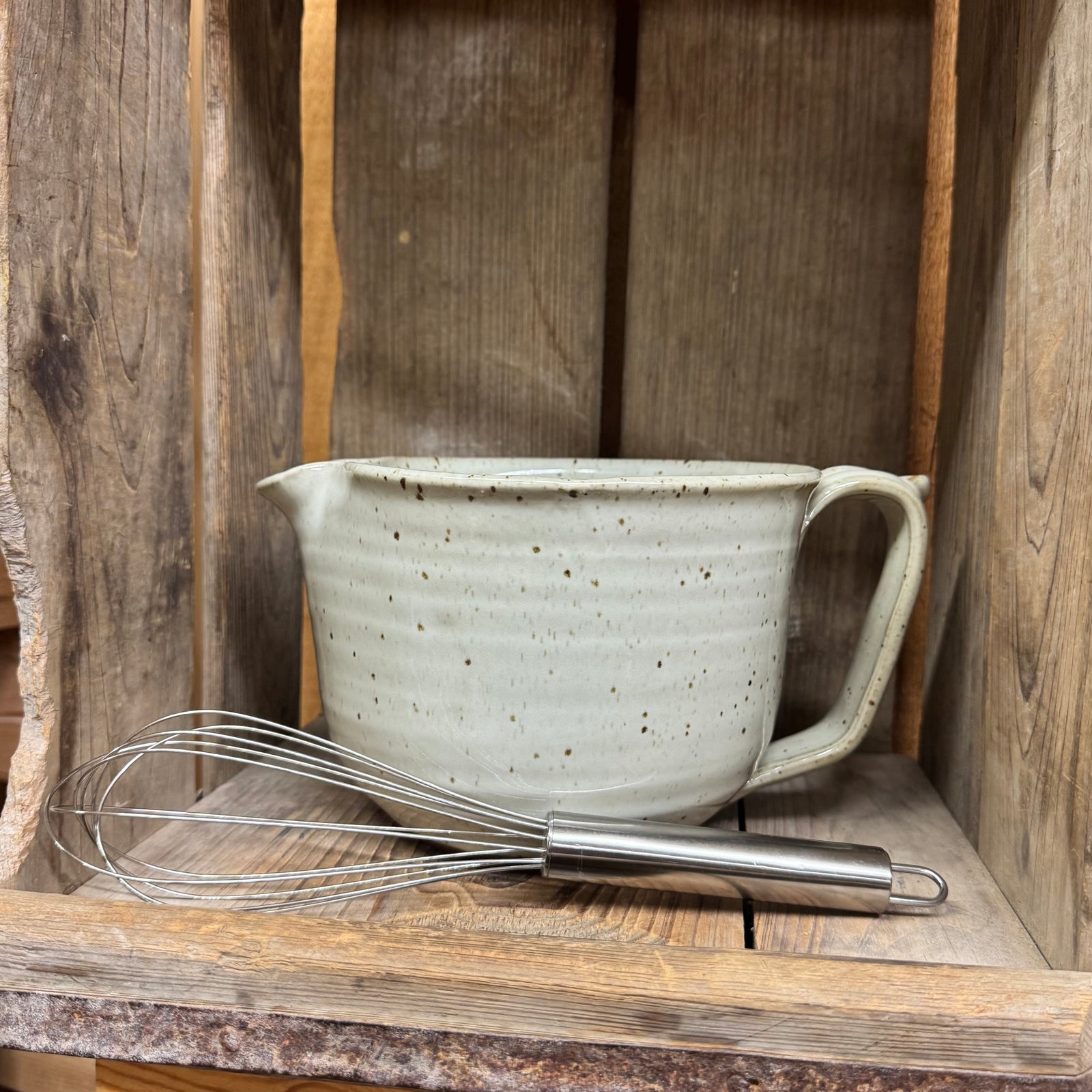 Mixing Bowl Medium {Classic White}