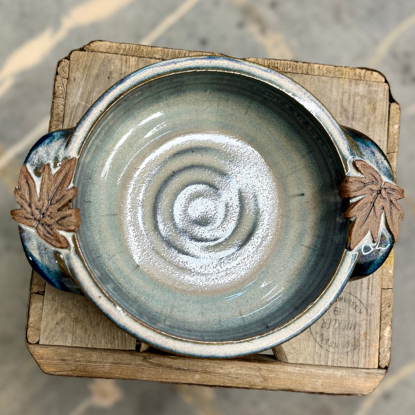 Leaf Casserole Small {Black and Blue}