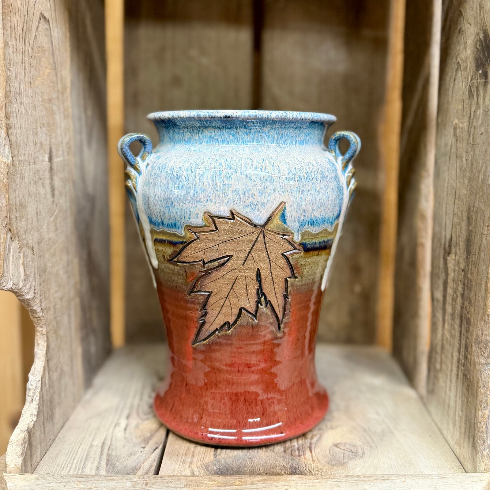 Robert Signature Vase {Mountain}