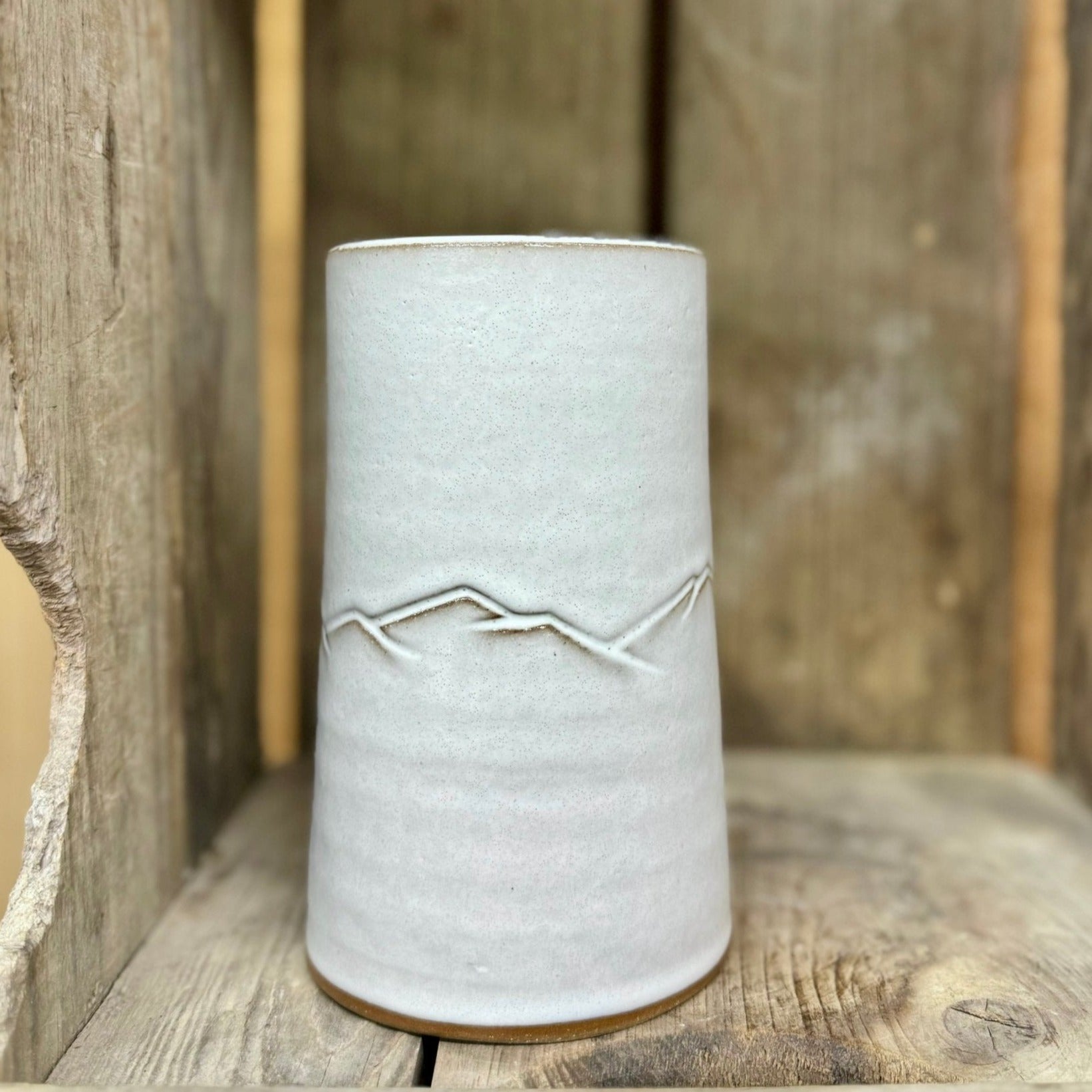 Appalachian Collection Mountain Scene Vase {Birch}
