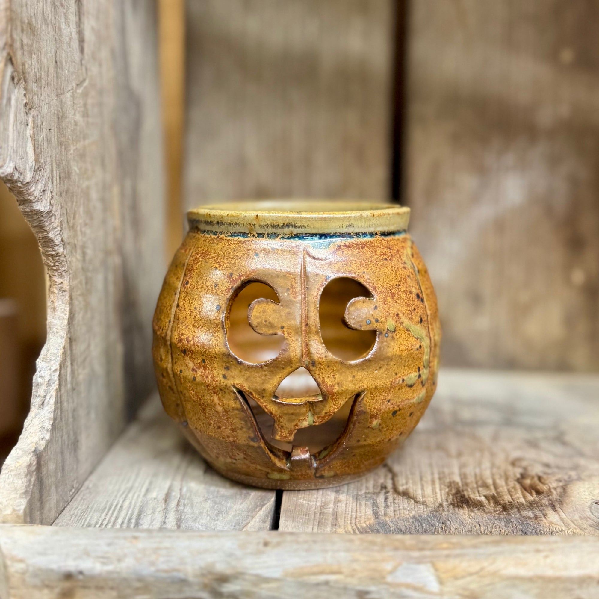 Small Jack O’Lantern {Pumpkin}