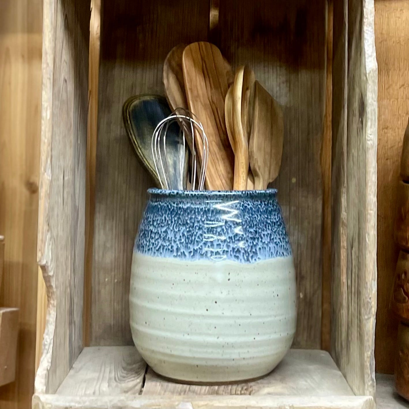 Round Utensil Holder {Blueberry}