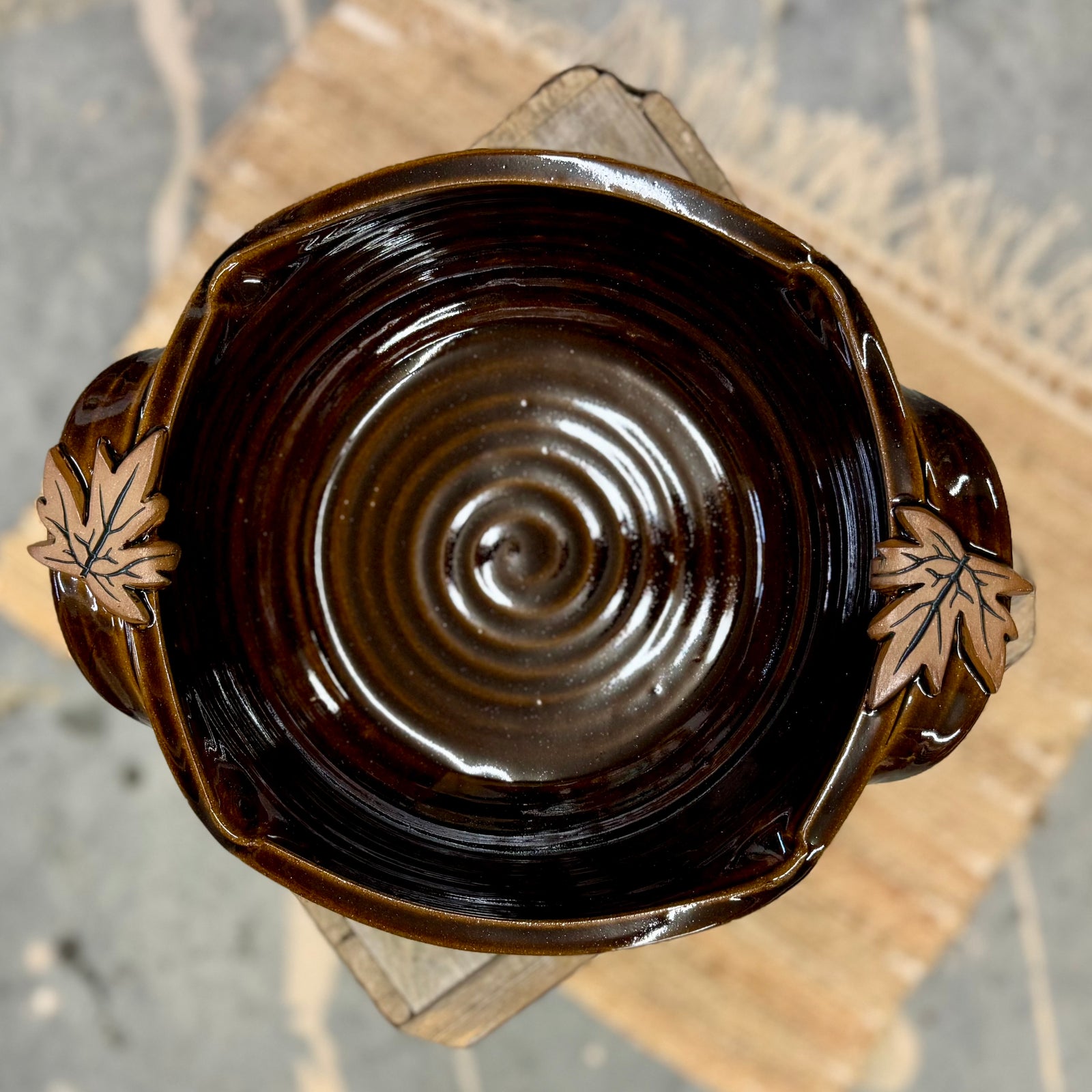 Leaf Baker Extra-Large {Walnut}