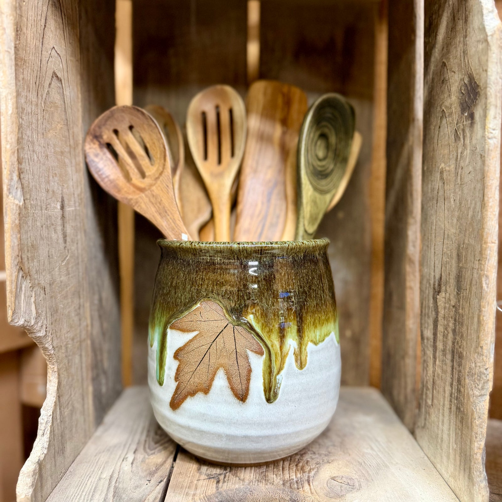 Round Utensil Holder {Emerald}