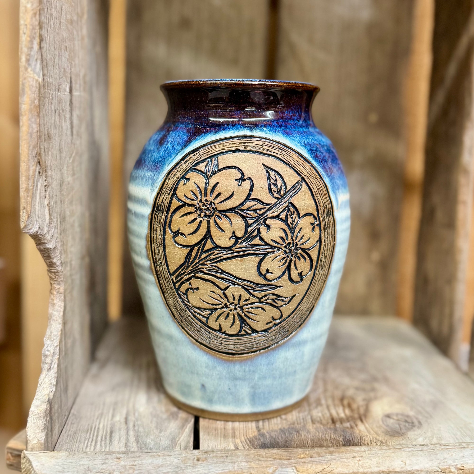Dogwood Vase {Cascades}