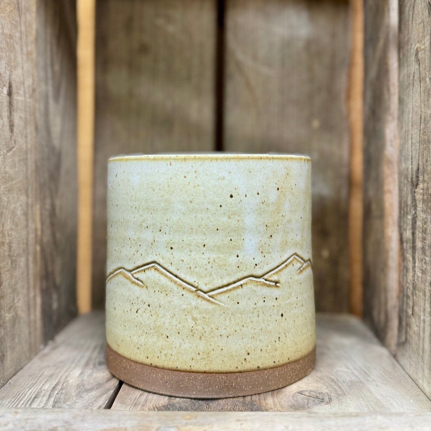 Appalachian Collection Utensil Holder {Stony Mountain Range}