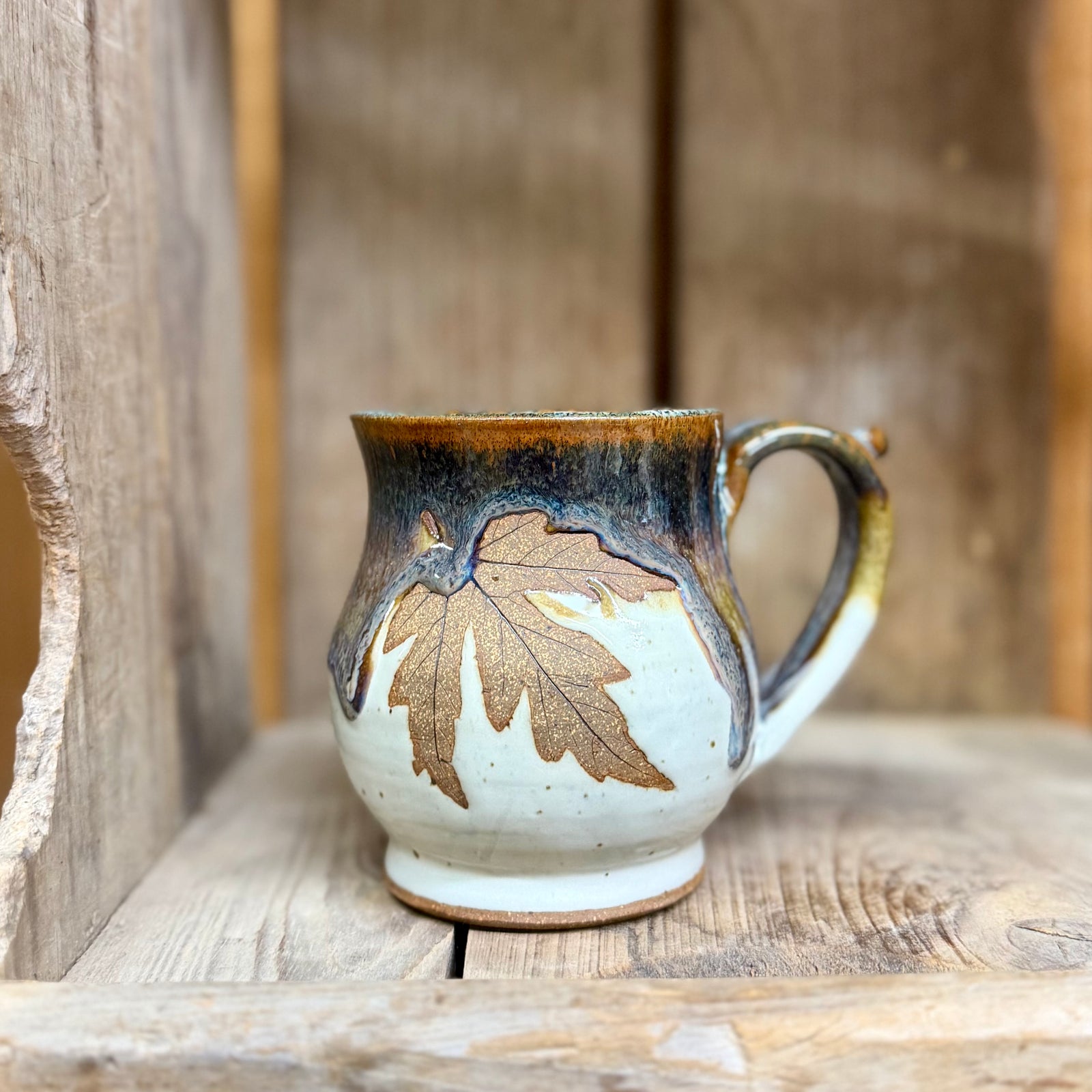 Round Leaf Mug {Stormy}