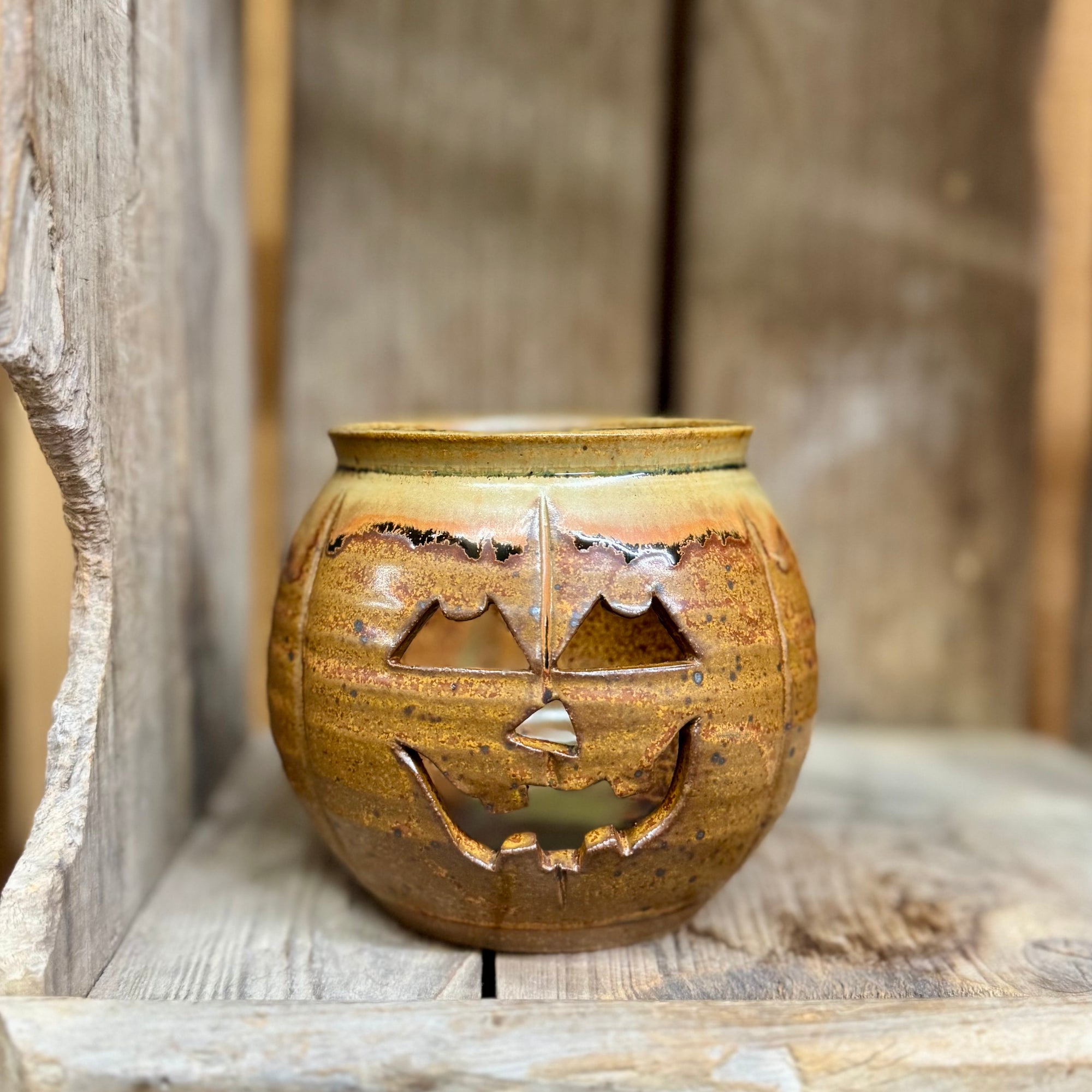 Small Jack O’Lantern {Pumpkin}