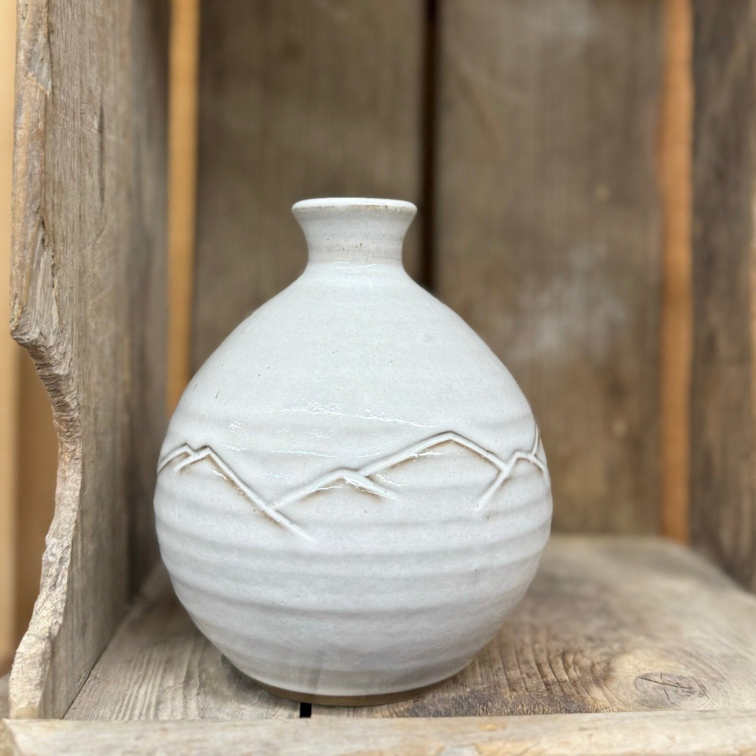 Appalachian Collection Round Vase {Mountain Range Birch}