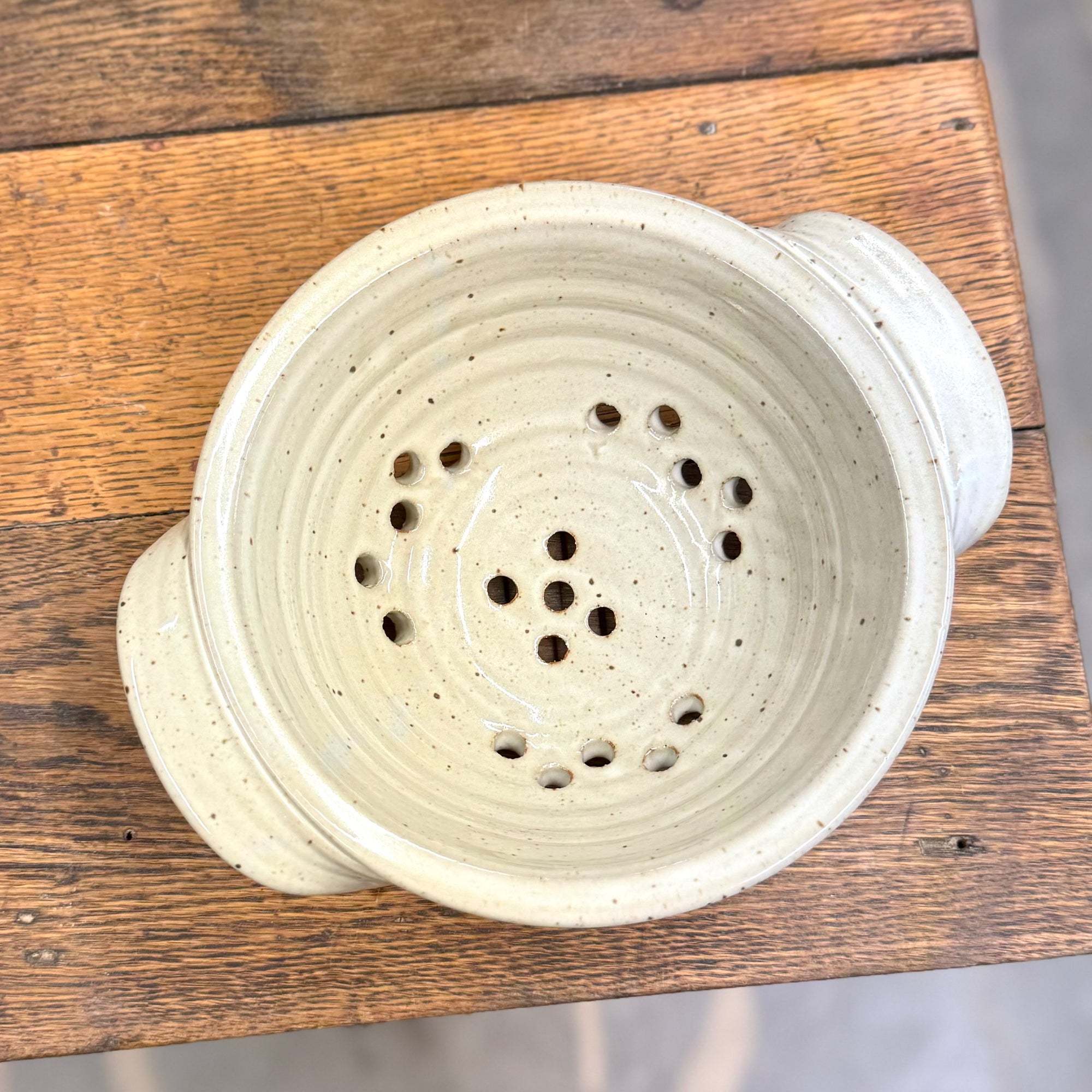 Berry Bowl {Classic White}