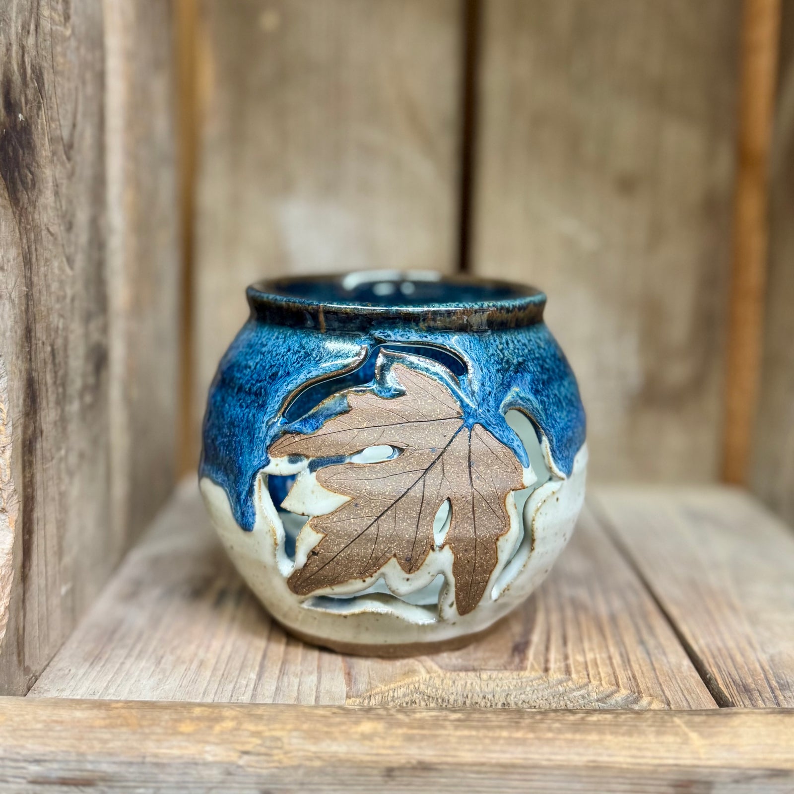 Small Leaf Luminary {Blue Jay}