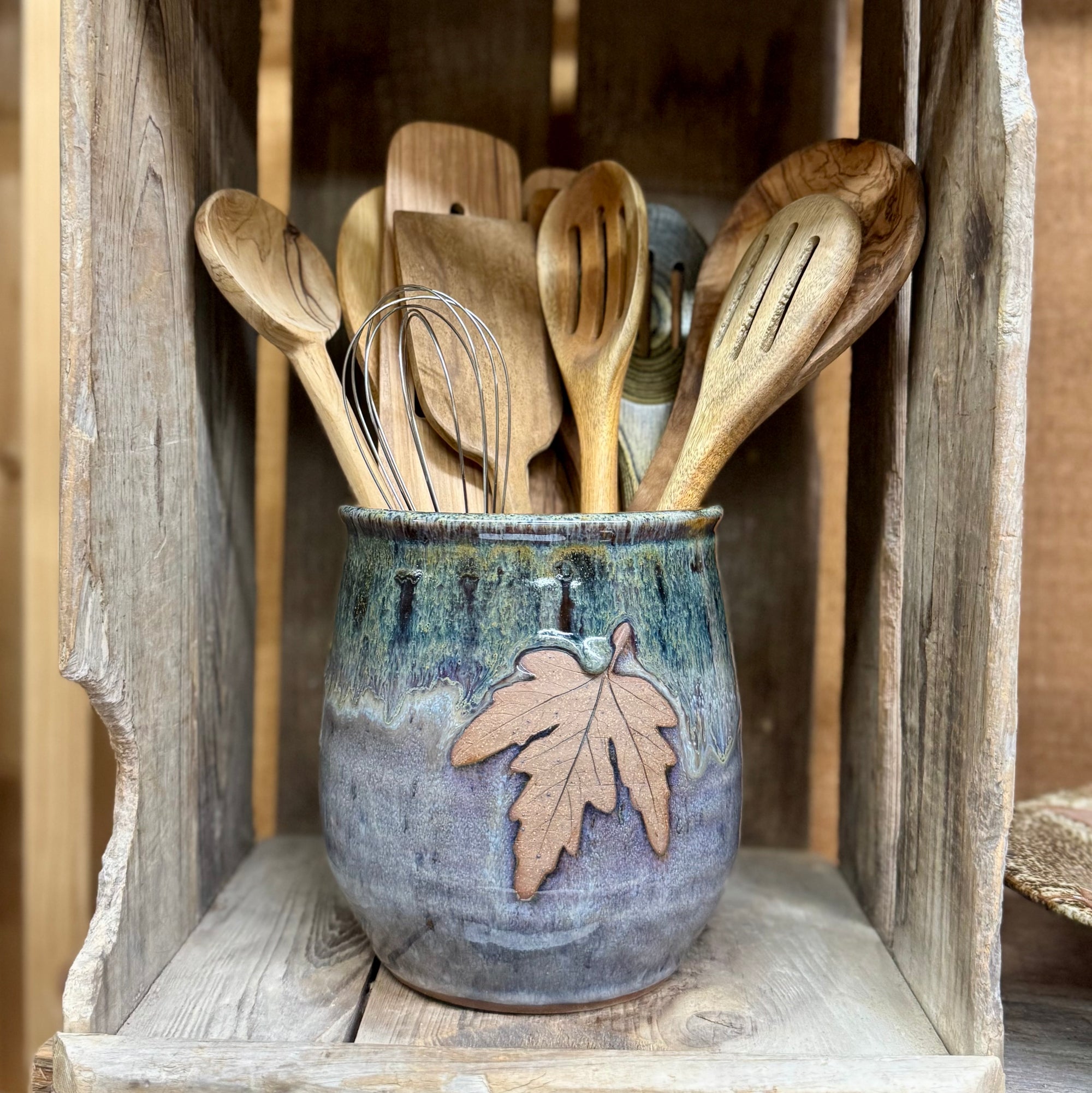 Round Utensil Holder {River}