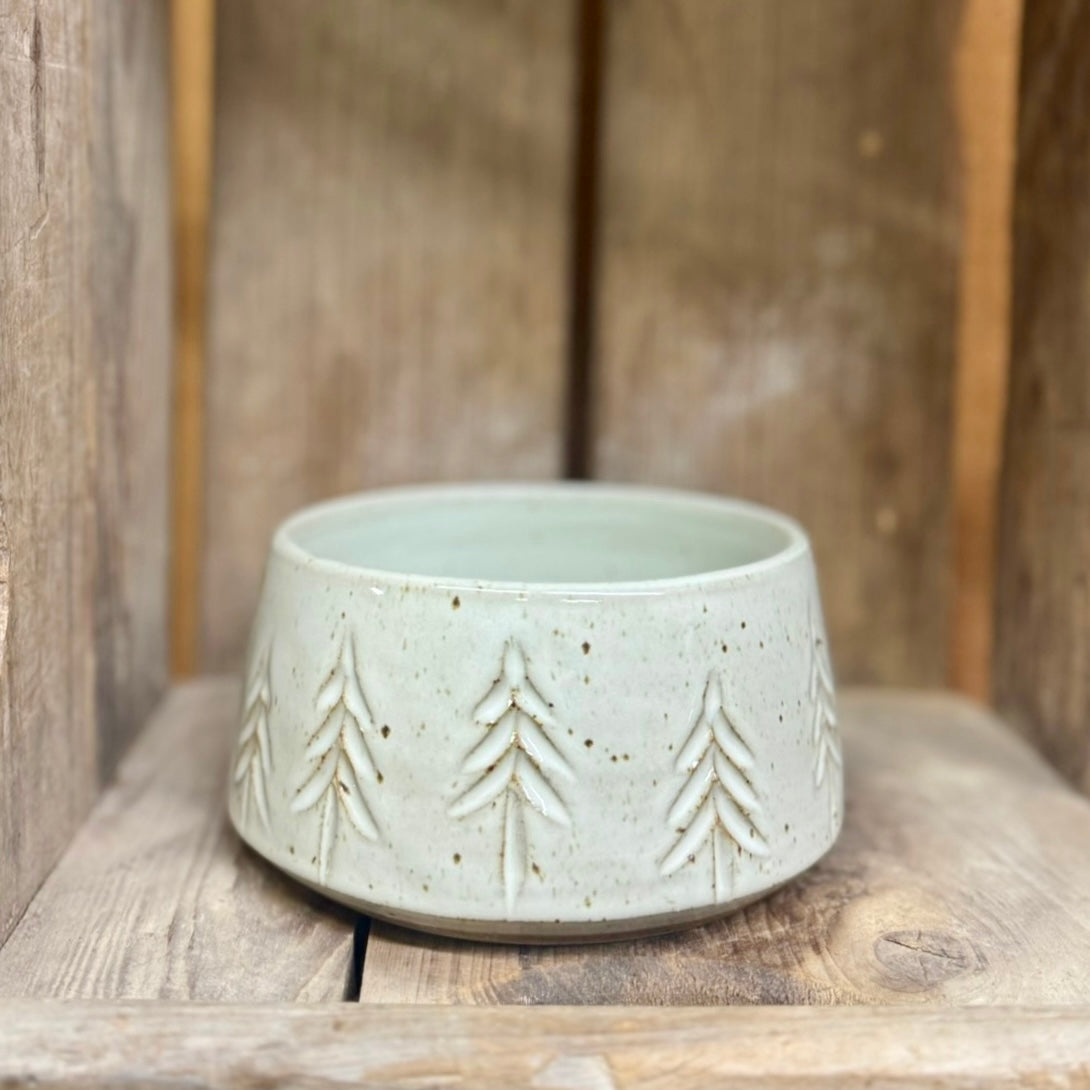 Pet Bowl Medium {Classic White}