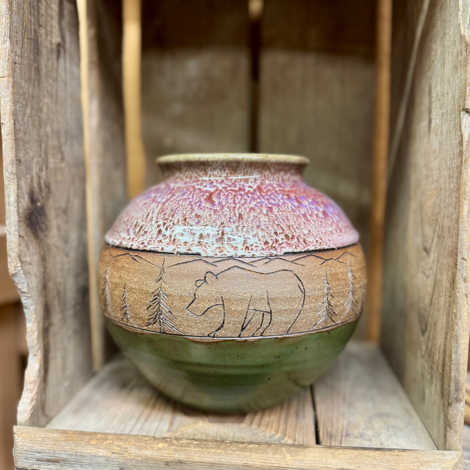 Bear Vase {Poinsettia}