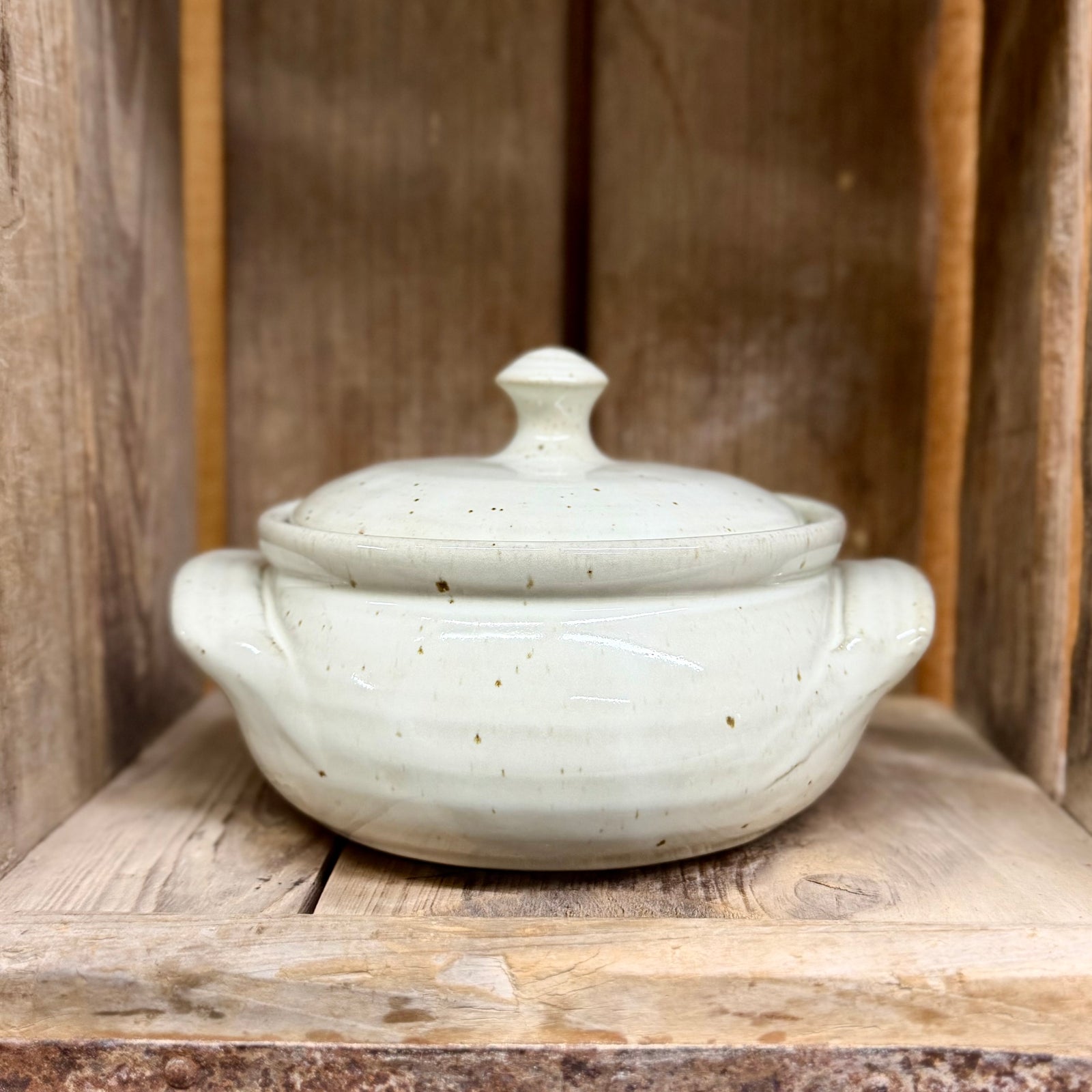 Robert Signature Covered Casserole {Classic White}