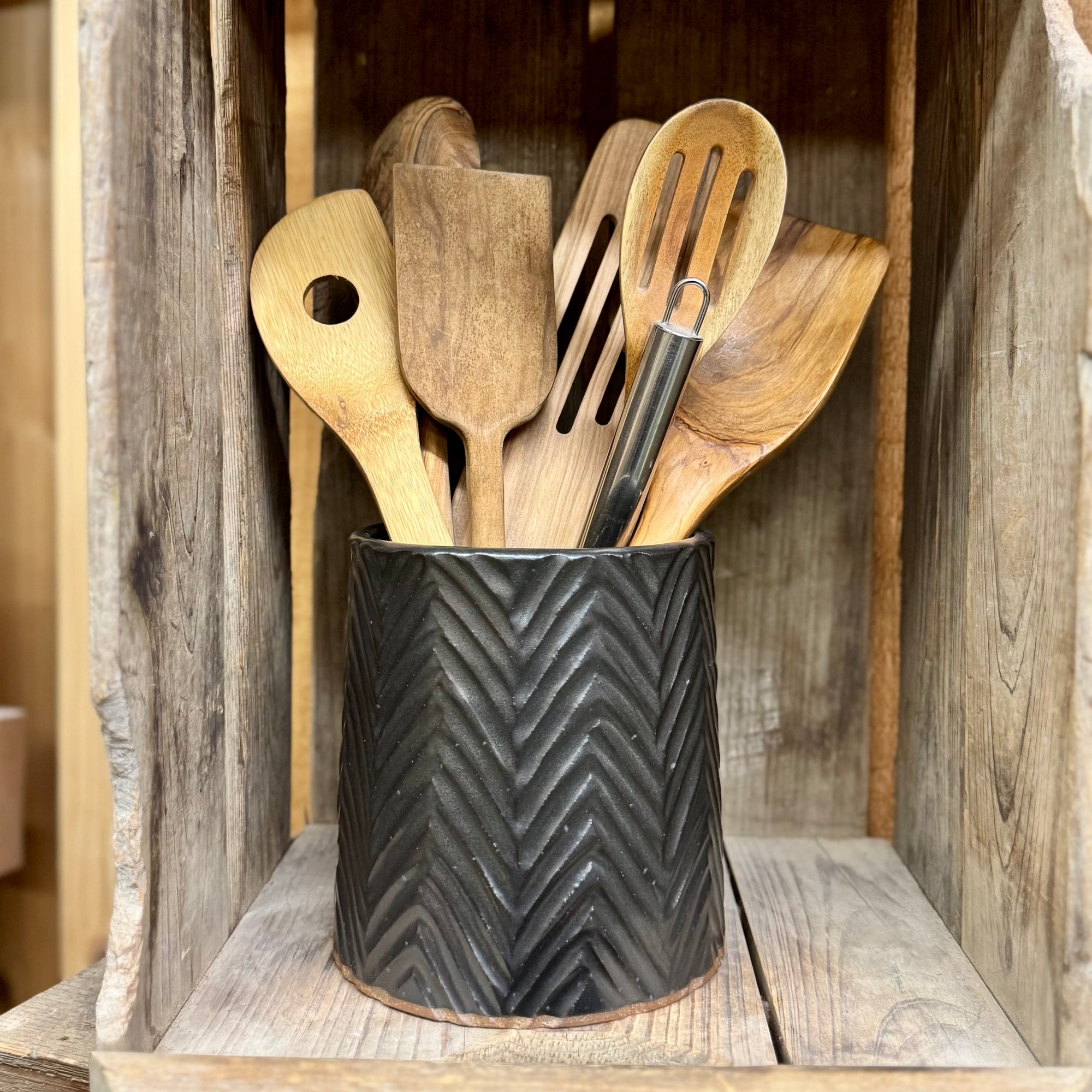 Appalachian Utensil Holder {Black Bear Chevron}