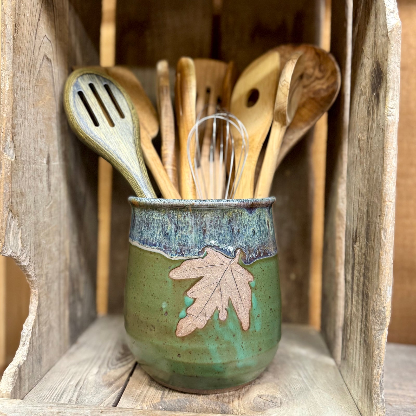 Round Utensil Holder {Happy Trails}