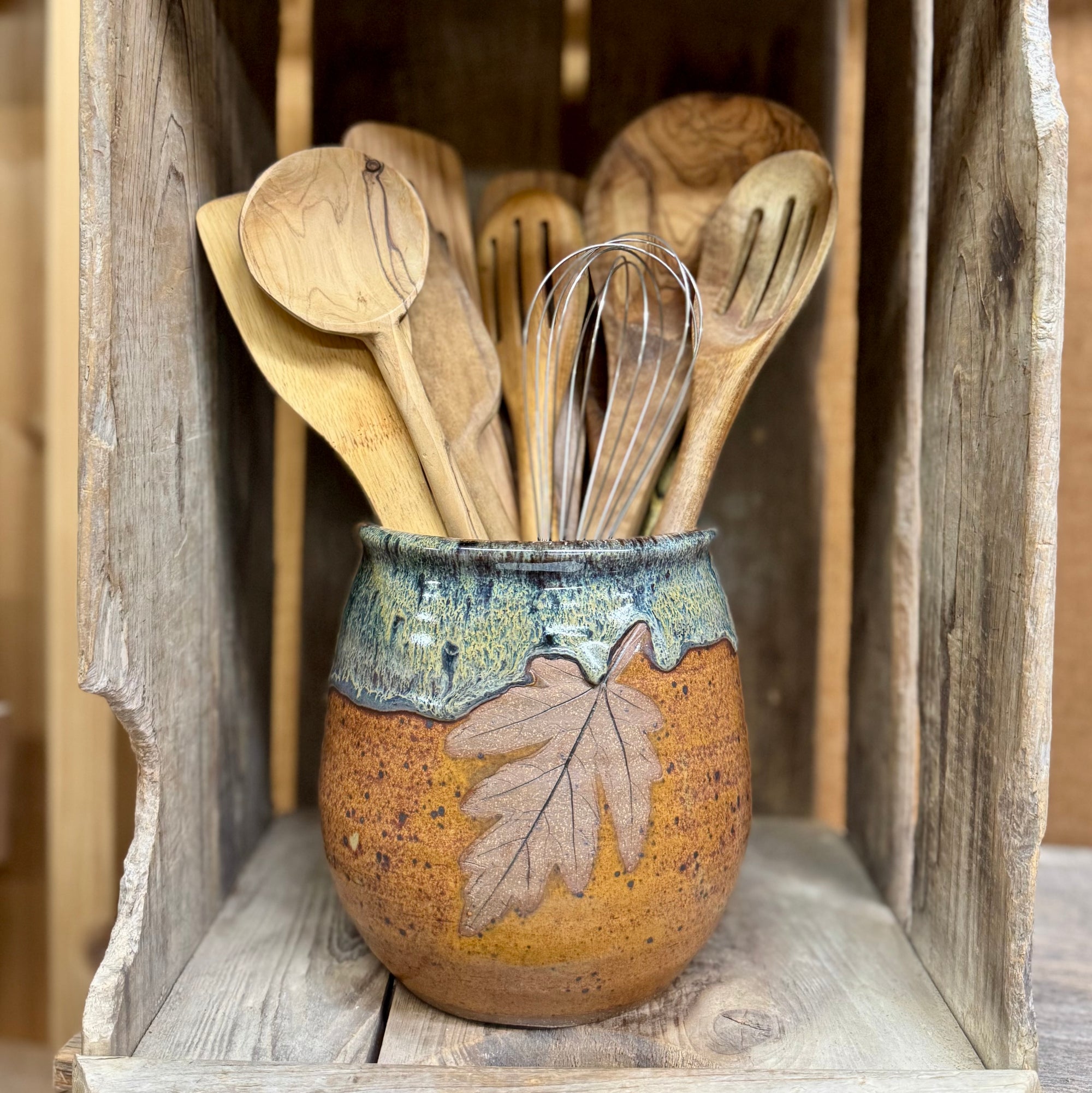 Round Utensil Holder {Autumn Storm}