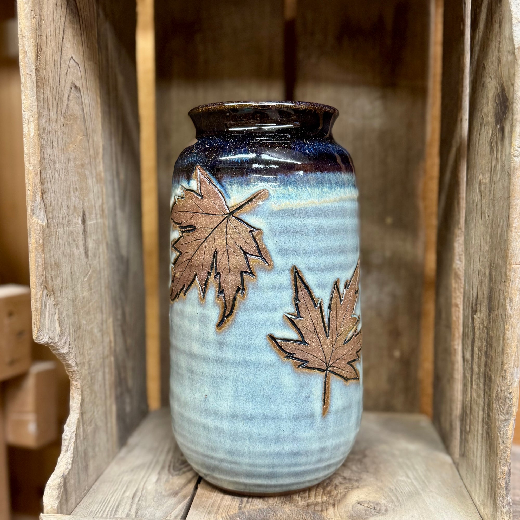 Pop Leaf Vase {Cascades}