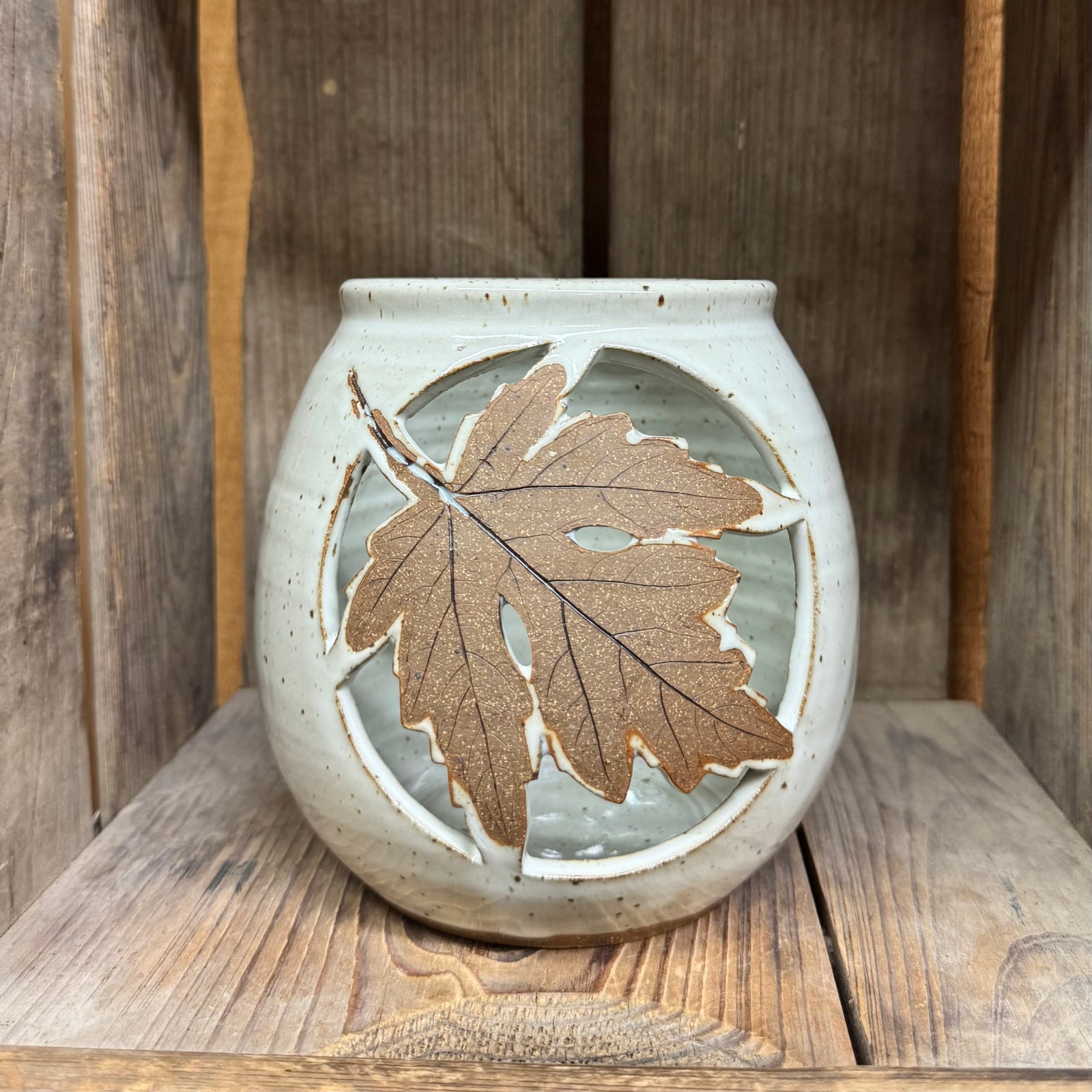 Leaf Luminary {Classic White}