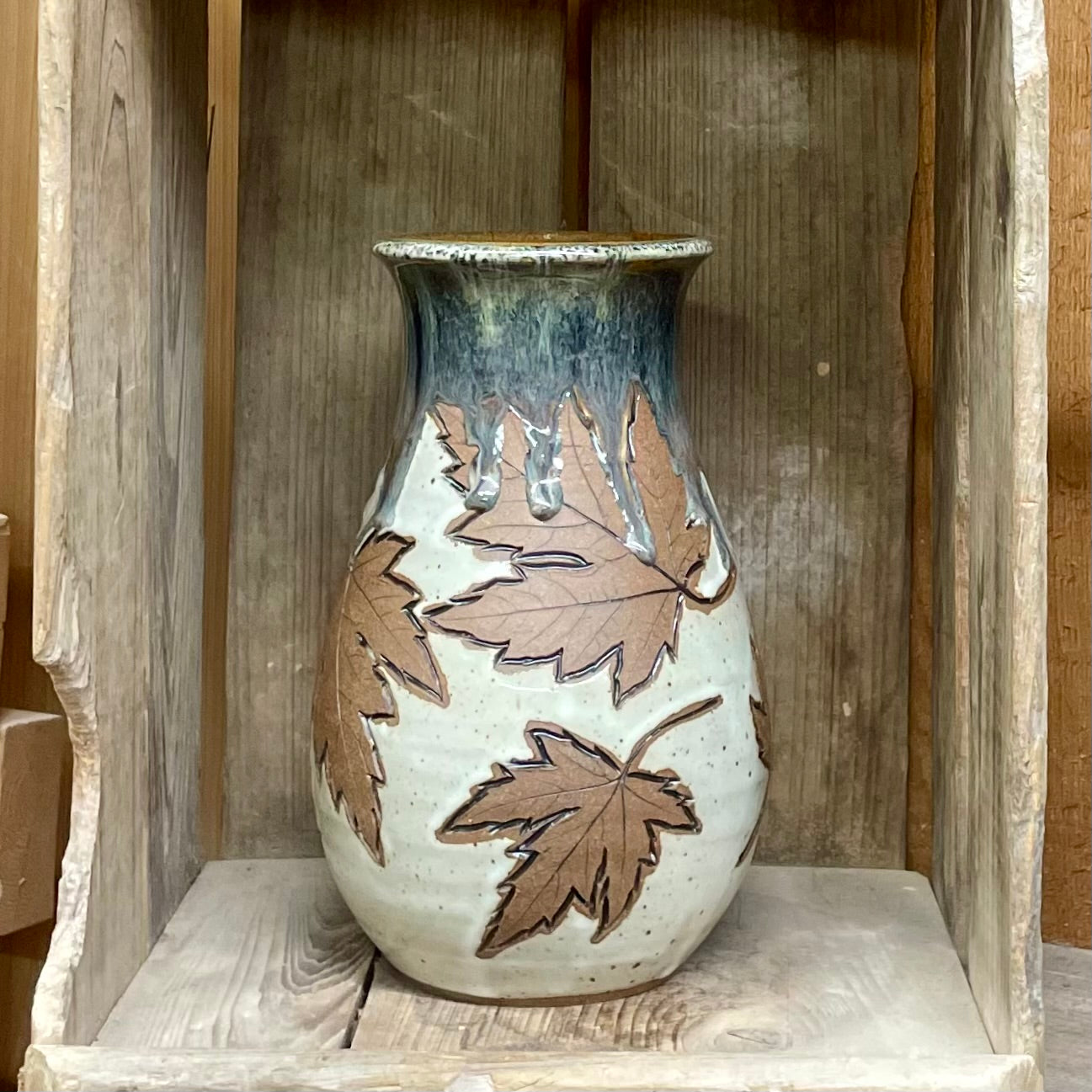 Pop Leaf Vase {Stormy}