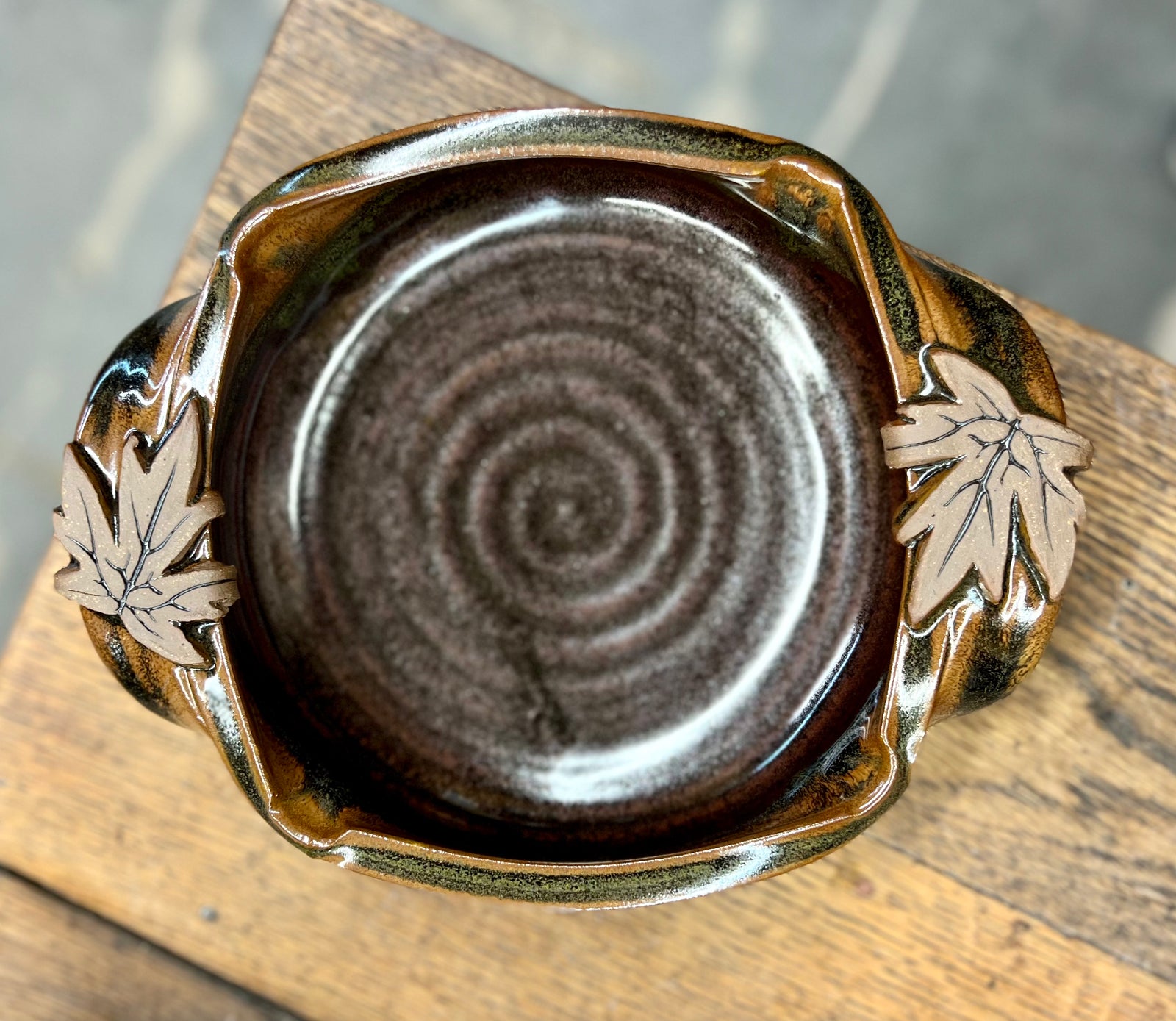 Leaf Baker Small {Walnut}