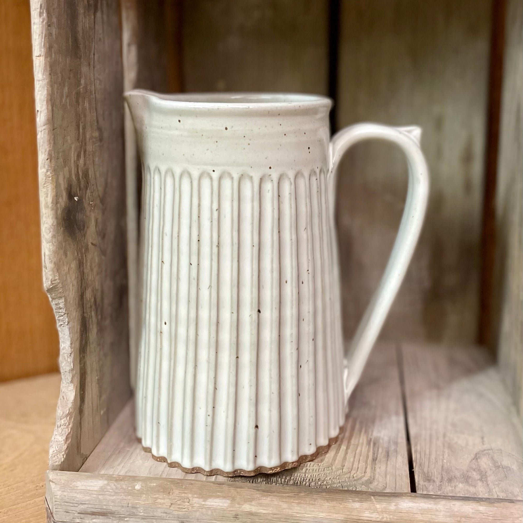 Appalachian Collection Large Pitcher {White Lined}