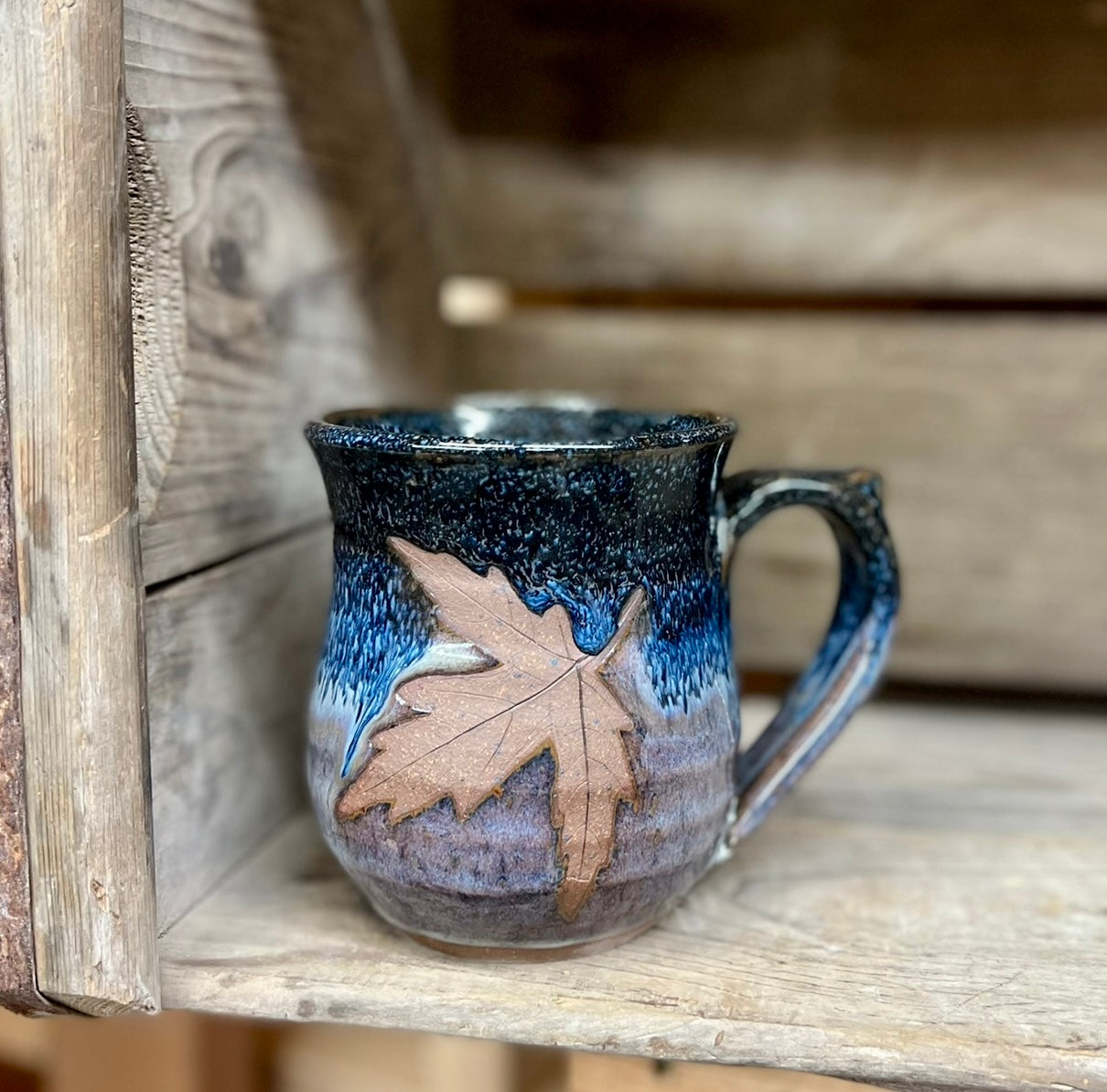 Round Leaf Mug {The Blues}