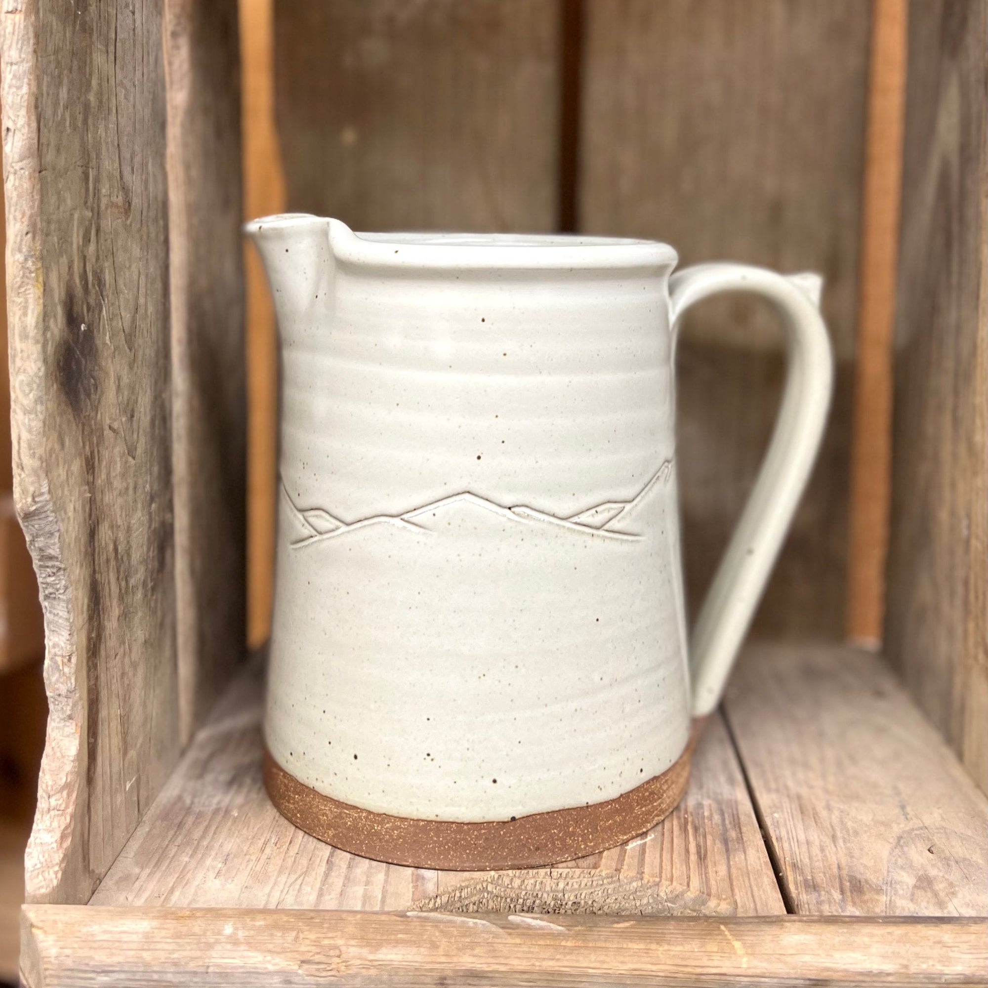 Appalachian Collection Large Pitcher {White Mountain Range}